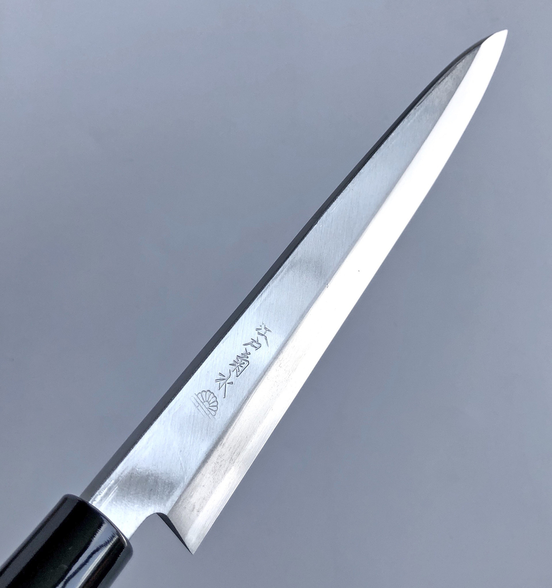 江戸菊水 柳刃庖丁 鋼付 240mm 樹脂桂・朴柄 | 澤数馬オンラインショップ